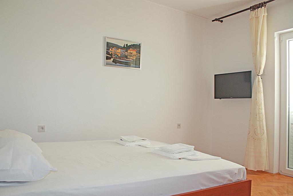 Bougainvillea Apartments ماكارسكا المظهر الخارجي الصورة