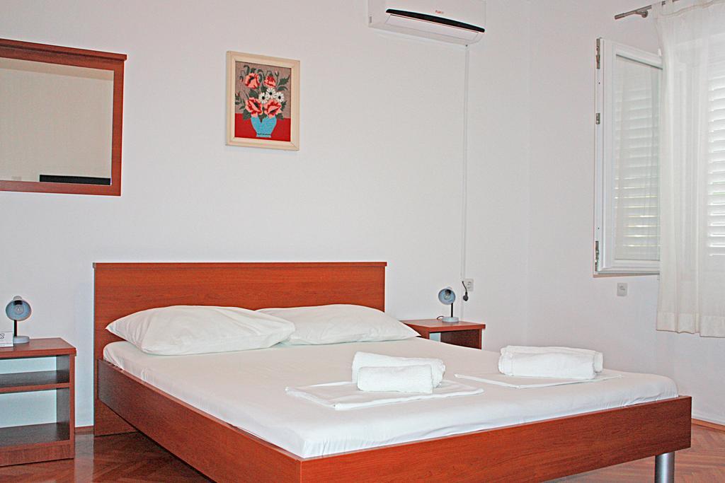 Bougainvillea Apartments ماكارسكا المظهر الخارجي الصورة